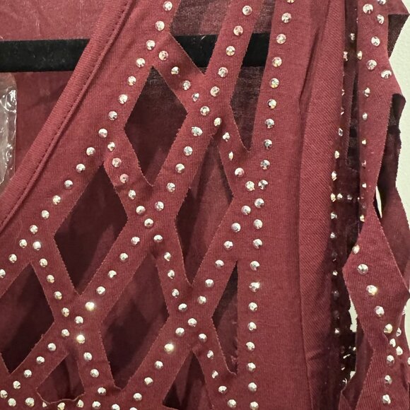 BNWOT 2xl Vocal Burgundy Laser Cut Diamond V-Neck Short Sleeve Top - Picture 6 of 7